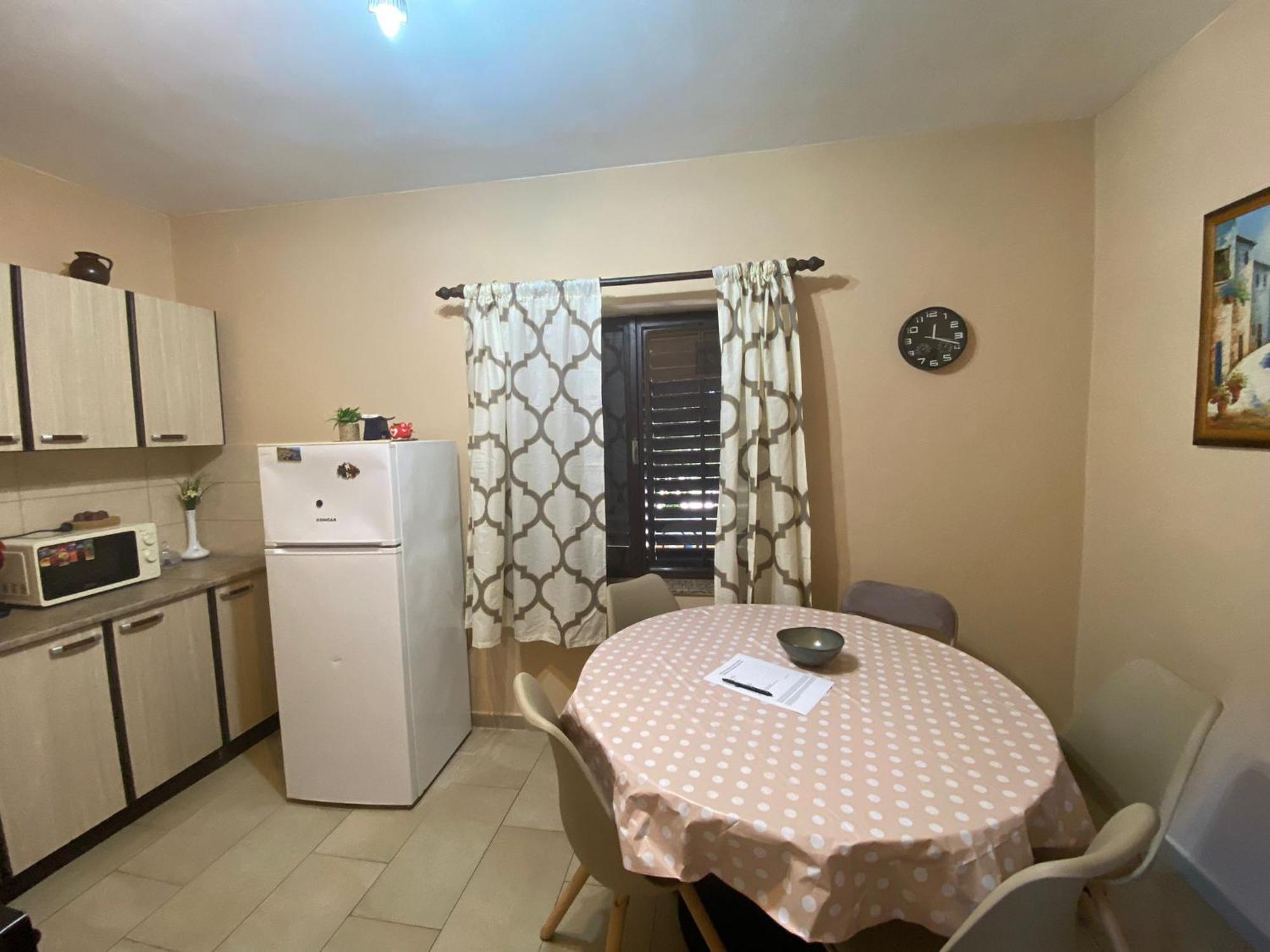 Apartmani Marija Povljana Εξωτερικό φωτογραφία